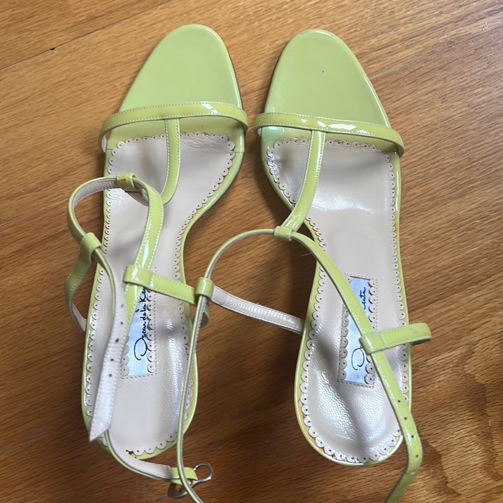 Brand new oscar de la renta sandals 37.5